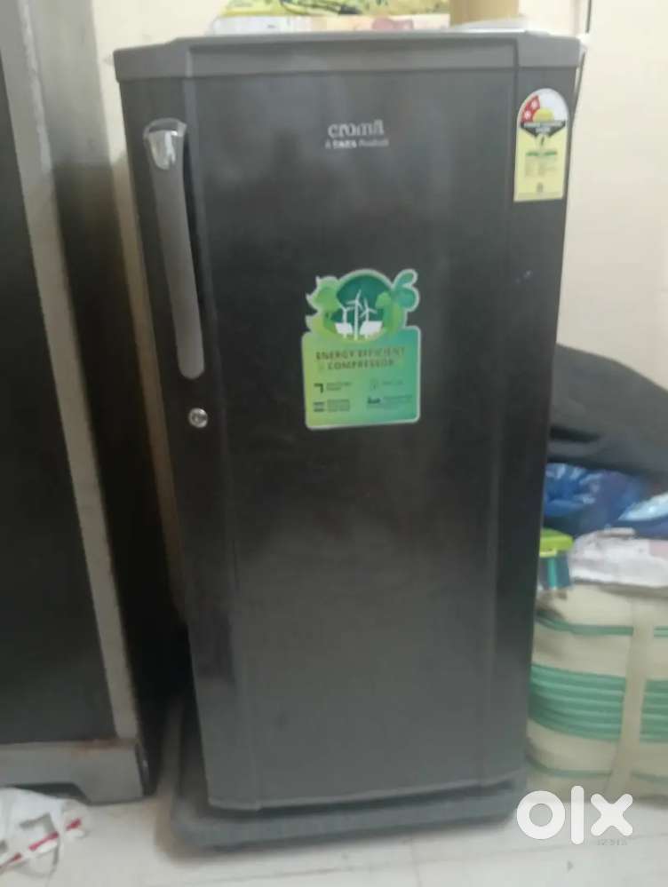 Croma single door in fridge excellent