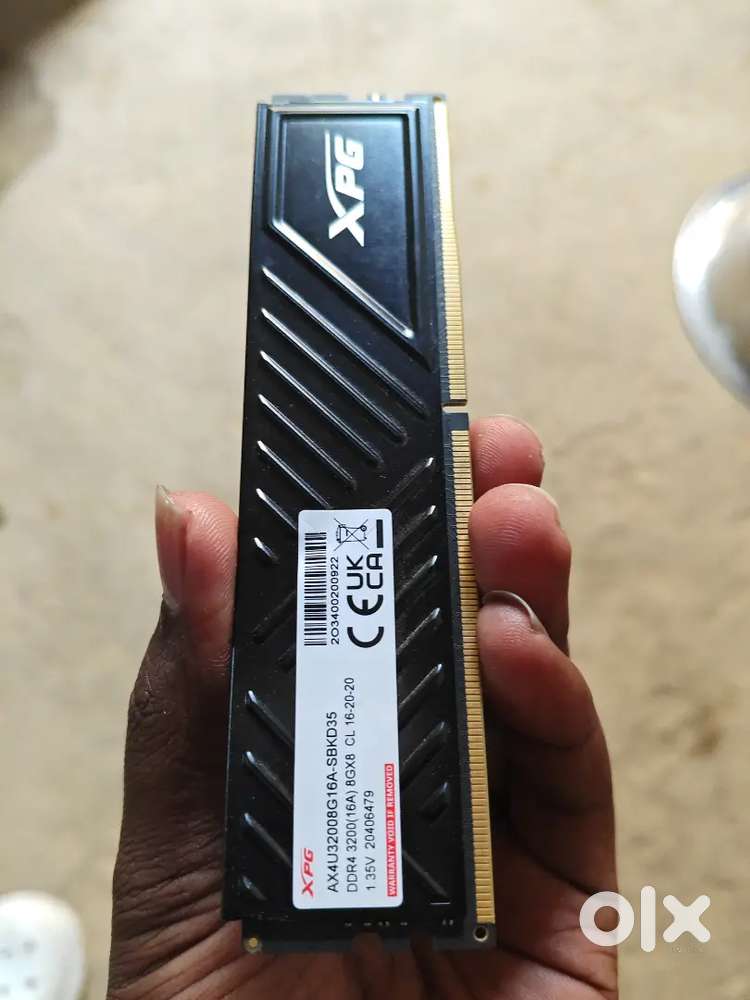 XPG 8Gb Ram D4 3200Mhz New only 10day use