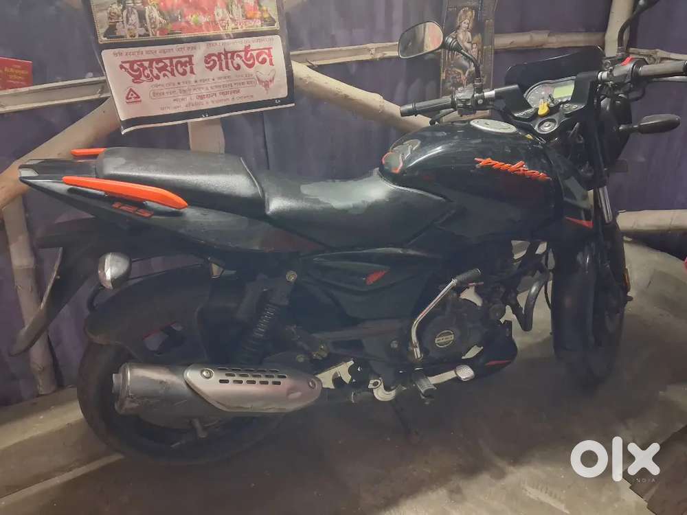 Pulsar neon 125,split seat,disk break