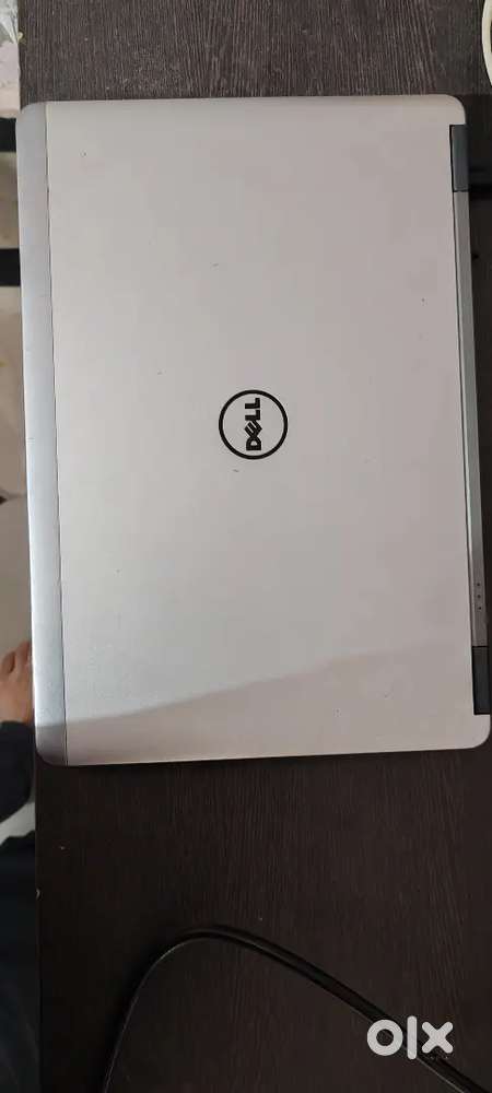 Dell laptop i7 latitude e7440 Full HD