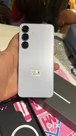 SAMSUNG S25