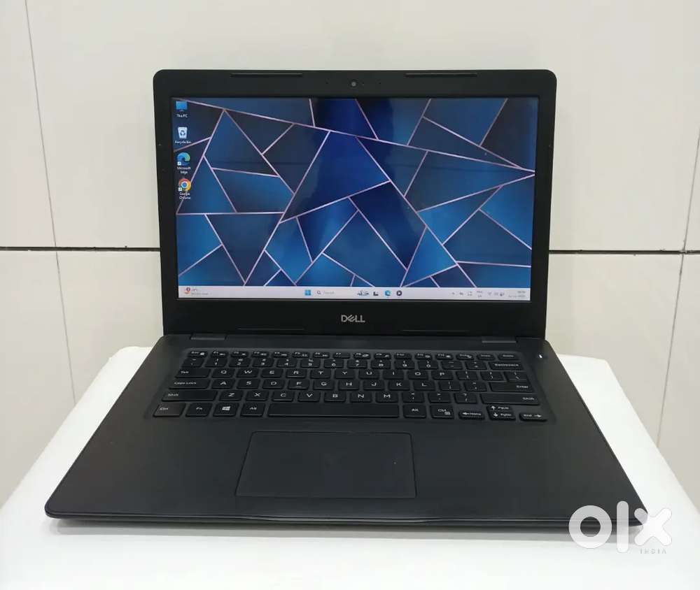 DELL Latitude i5 Ram 8 GB with SSD