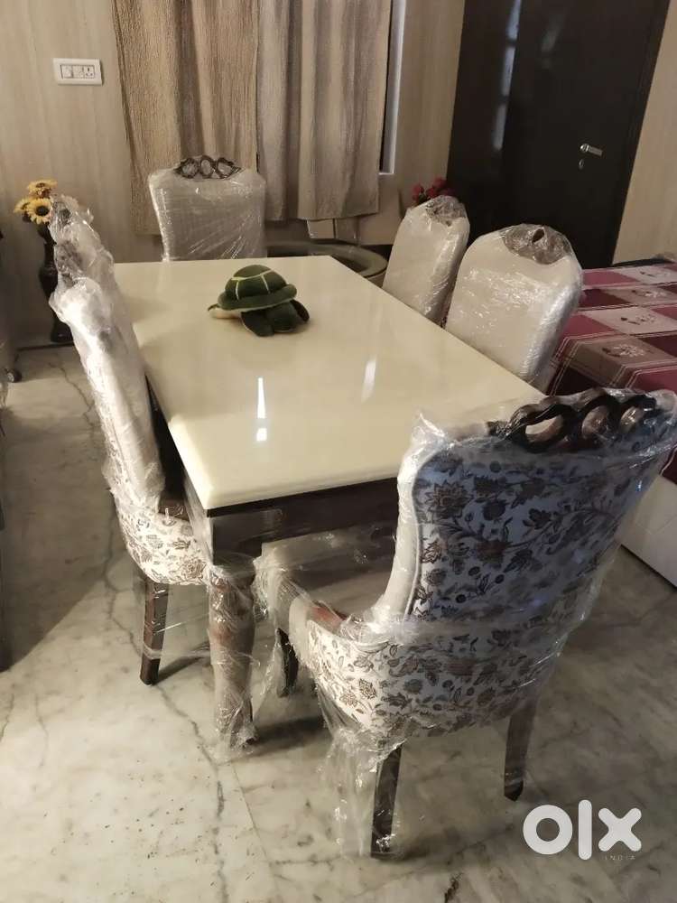 Family selling all Home furniture