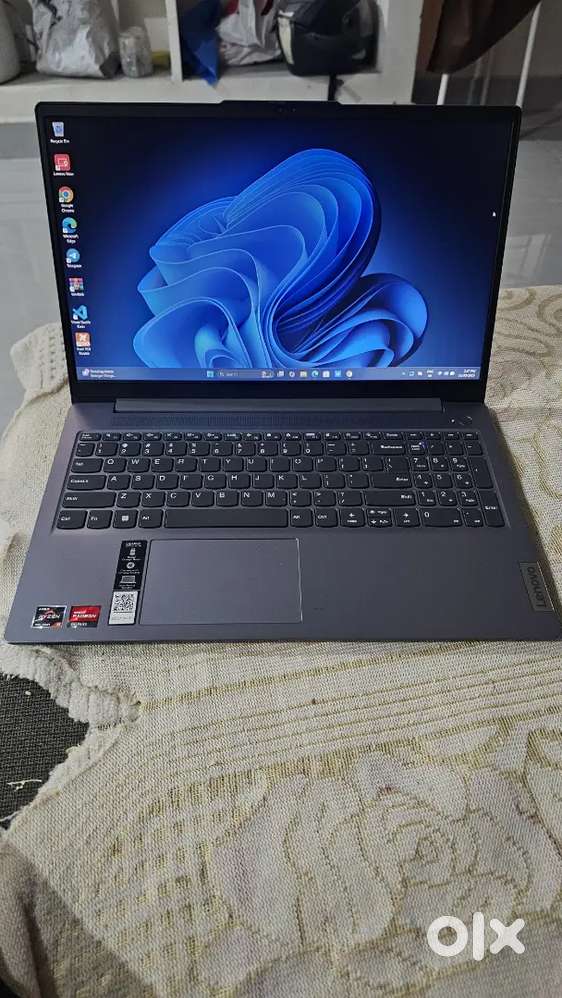 Ideapad slim 3  Ryzen 3 7000 series laptop