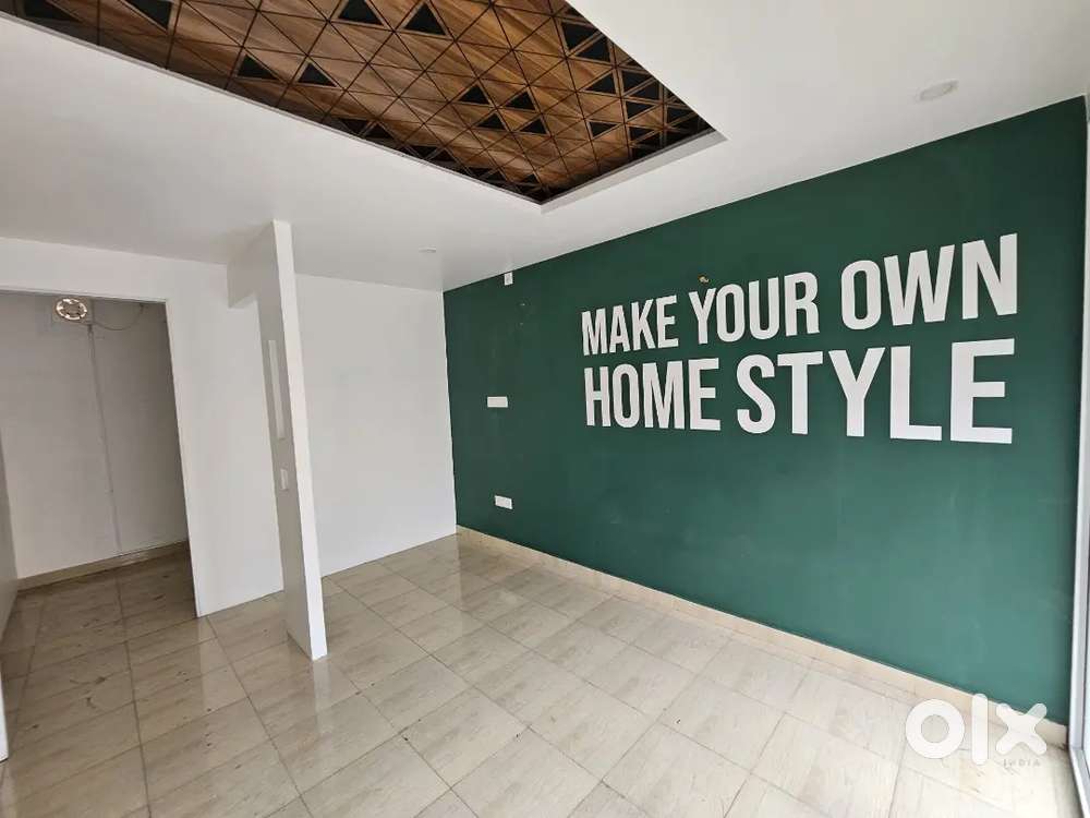 തൃശ്ശൂർ പടിഞ്ഞാറെ കോട്ട സമീപം  475 sqft ഓഫീസ് മുറി
