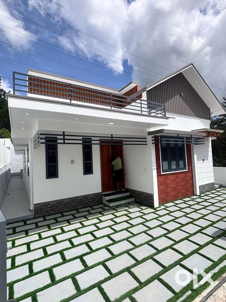 Thirumala/Thachottukavu/Anthiyurkonam/4cent/3bhk/1000sqrft/44lks(ngble