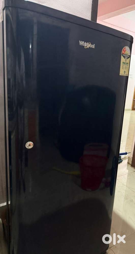 Whirlpool 184 L 2 Star Direct-Cool Single Door Refrigerator