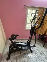 Aerofit AF 600 ES Elliptical Cross Trainer – Excellent Condition