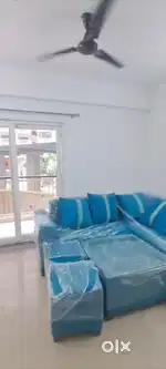 2 bhk fully furnished flat immediately available for rent