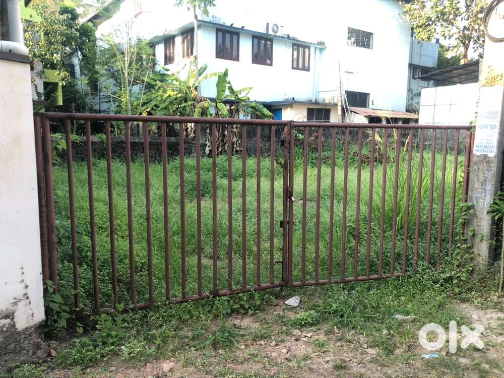 Residential Property near Manacaud for Sale