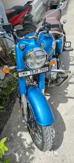Royal Enfield classic 350 Blue