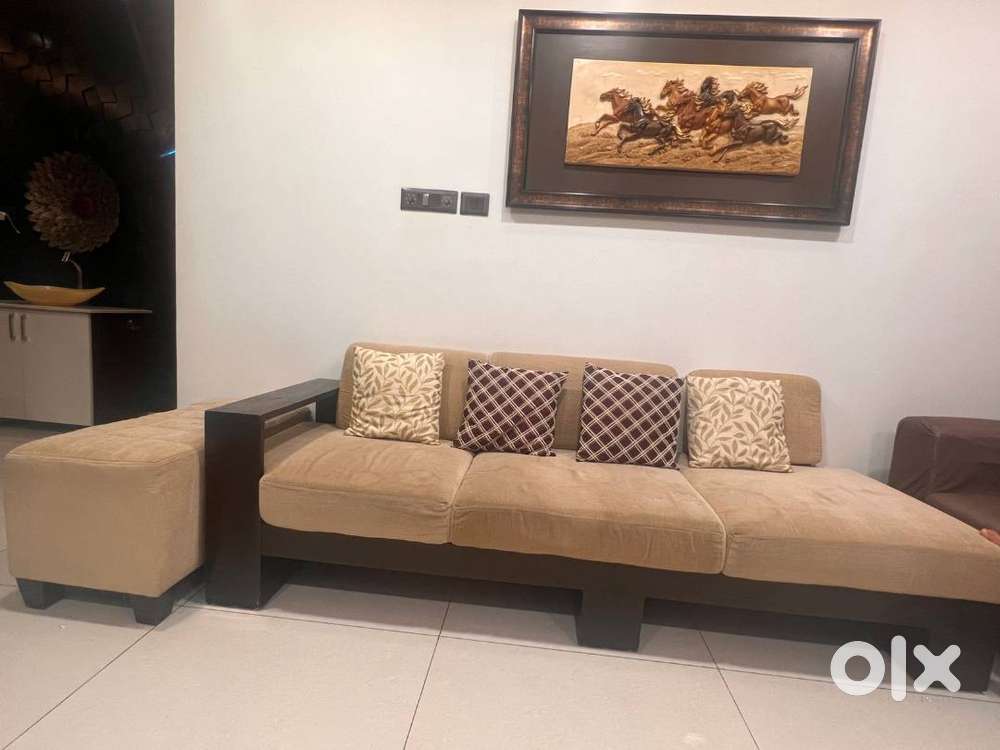For Sale: Stylish Modern Sofa Set with Ottoman - Excellent Condition