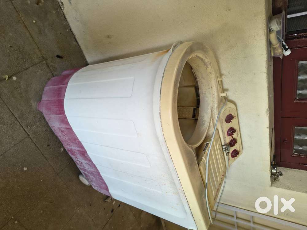 Whirlpool 7kg Semi automatic washing machine