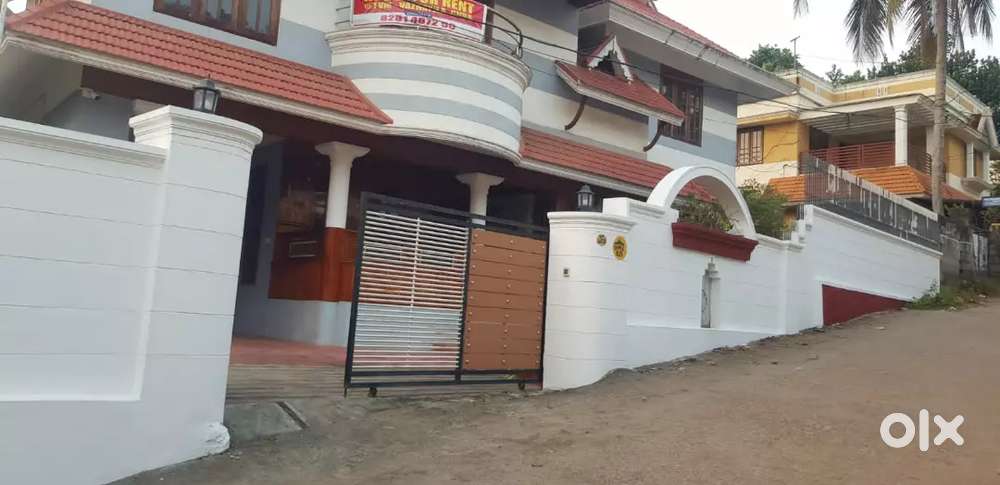 FOR SALE  4BHK House & 8.5 Cent Land  at TVM, Vazhayila (GVRA)