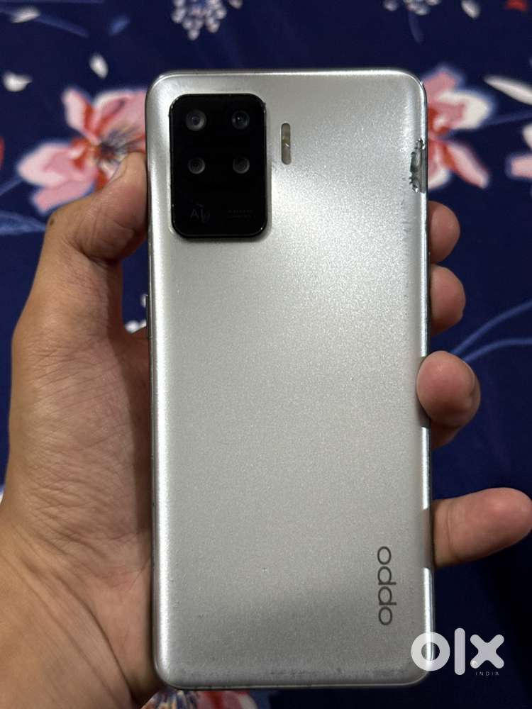 Oppo f19 pro  128gb. 8 gb ram  indisplay fingerprint all working