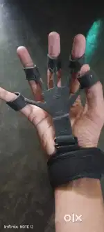 Finger gripper
