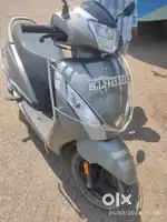 Jupiter 125 grey colour all documents complete insurance hai