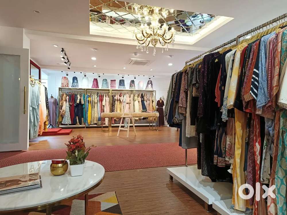 Employees Required for Women Clothing Boutique