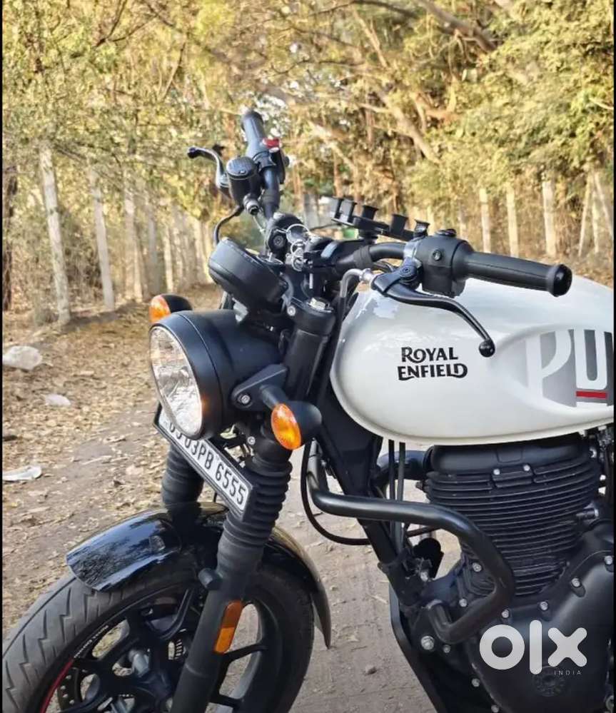 Hunter 350 Dapper white