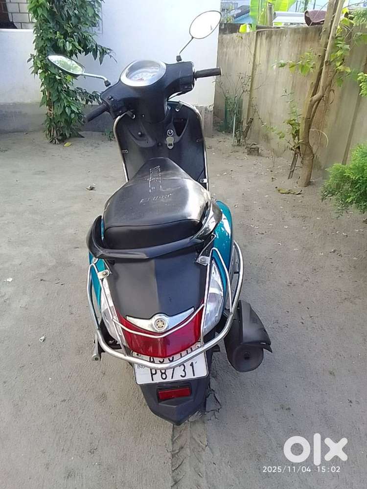 Single Handed Scooty in good condition