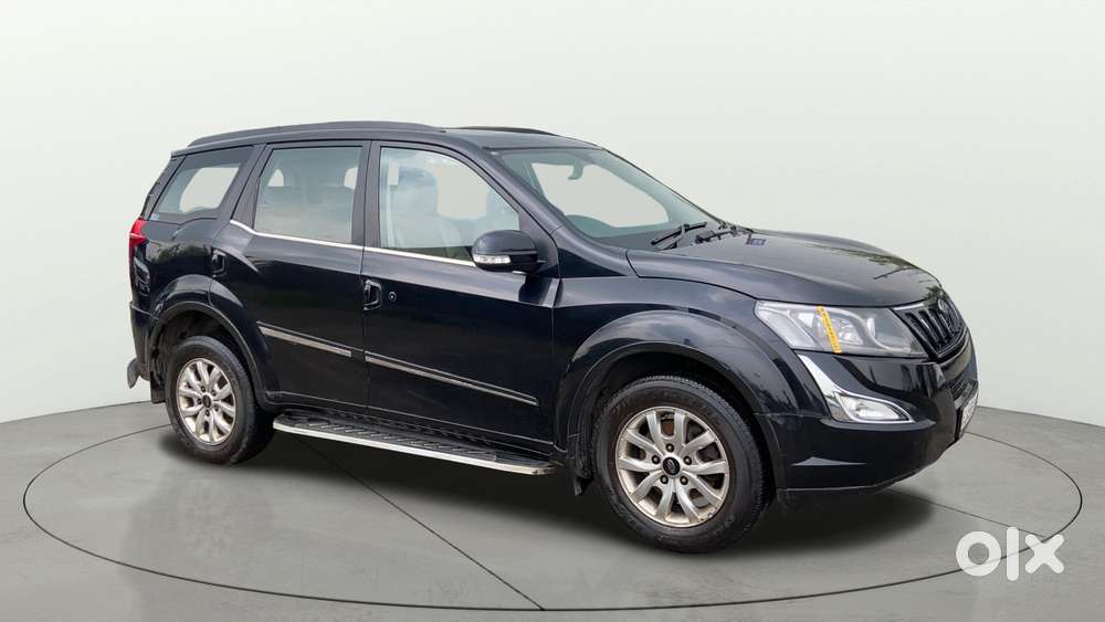 Mahindra XUV500 2.2 W10, 2018, Diesel