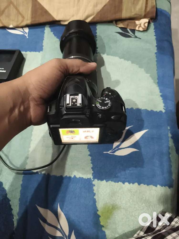 Nikon d3400 with 55by250 lens tamron excellent condition