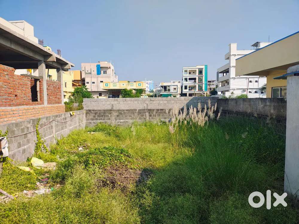 217 square yards Alkapuri colony Road No 11 price slightly Negotiable