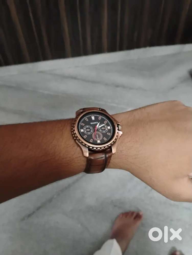 CROWN WATCH FOR MEN'S BEST AND LIGHT WAIGHT