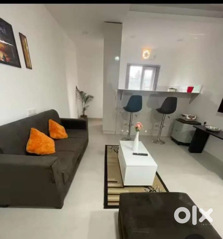 FURNISHED 2 BHK WITH ATTACHED WASHROOM IN ZOOROAD.