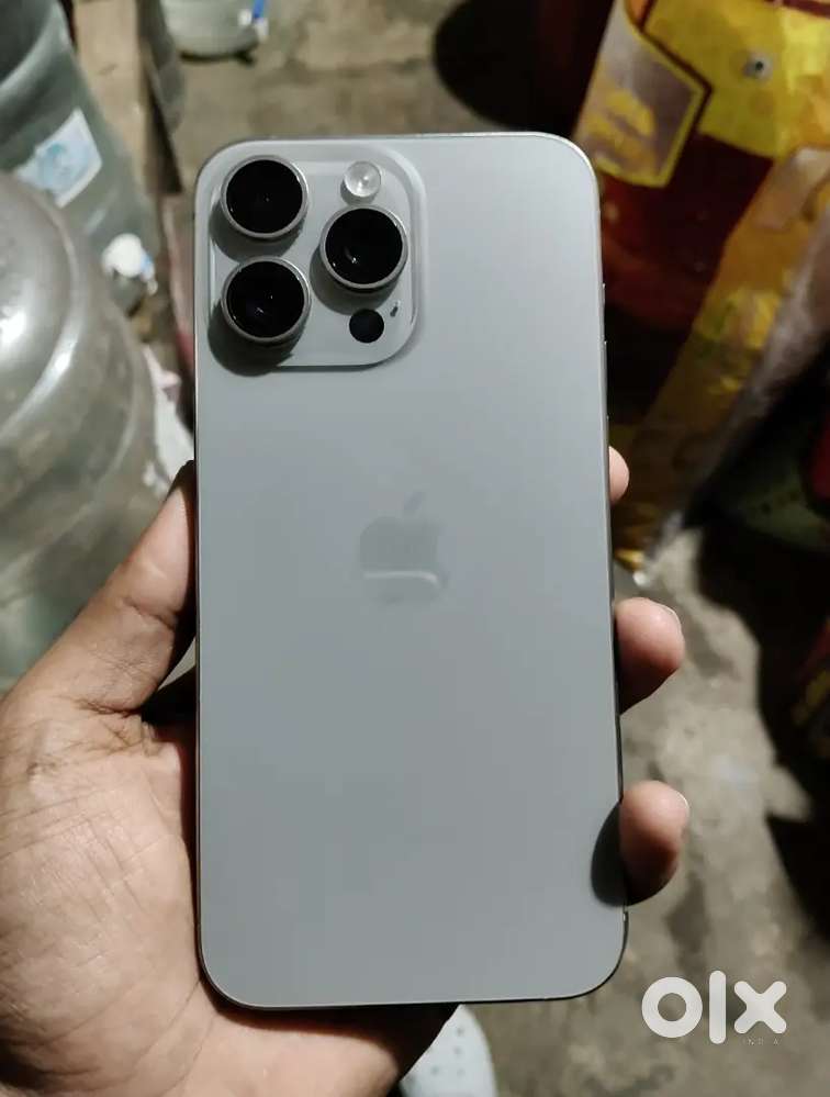 iPhone 15 Pro max 256gb 86% battery health