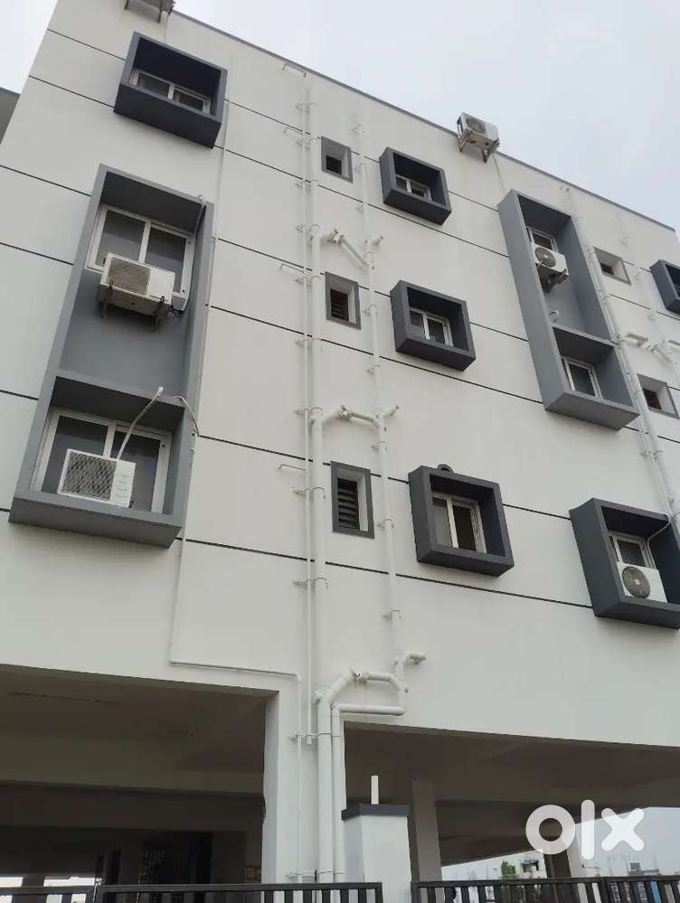 PG or service apartment