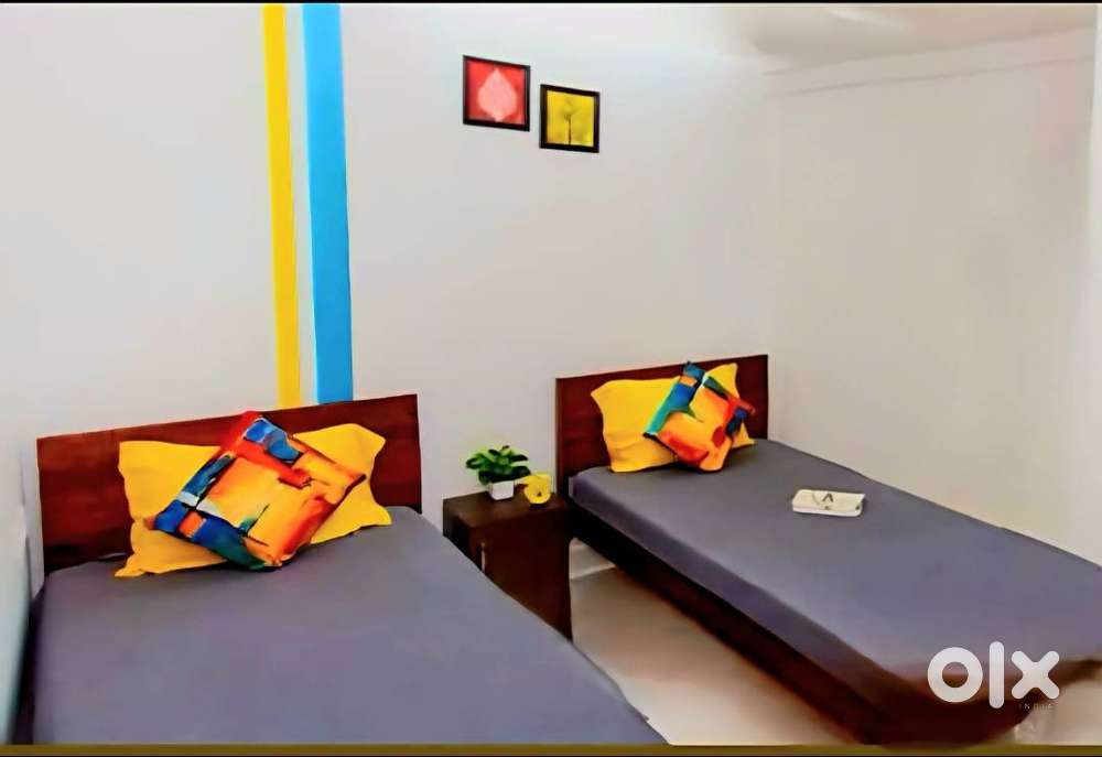 GURU DAKSHITH HOME STAYS & PG