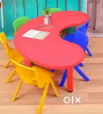 eHomeKart Kids Half-Moon table