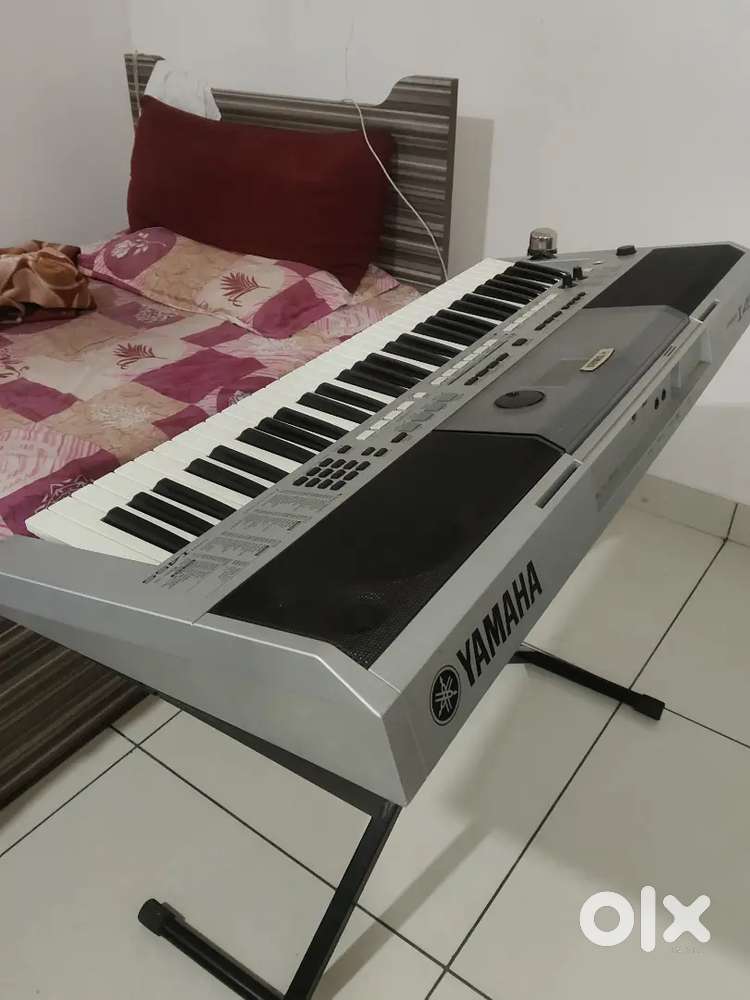 5months old YAMAHA PSR I455