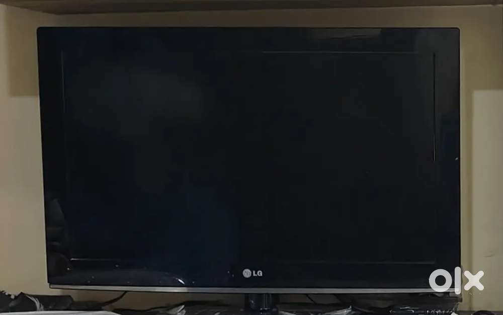 32 inch LG TV !