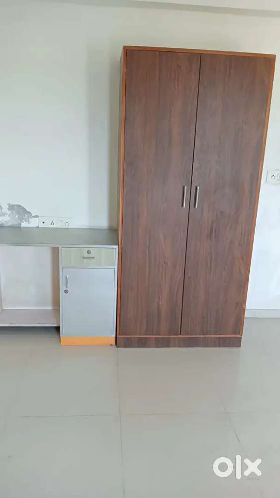 3 bhk flat only family kudasan