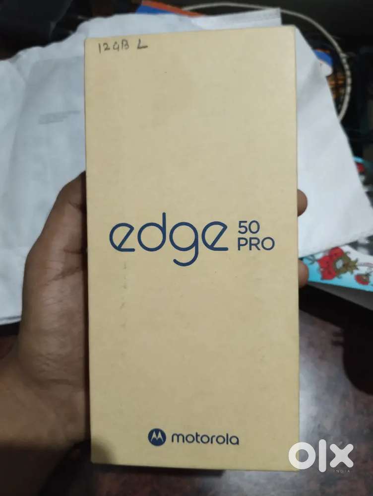 Motorola edge 50 pro (12/256)