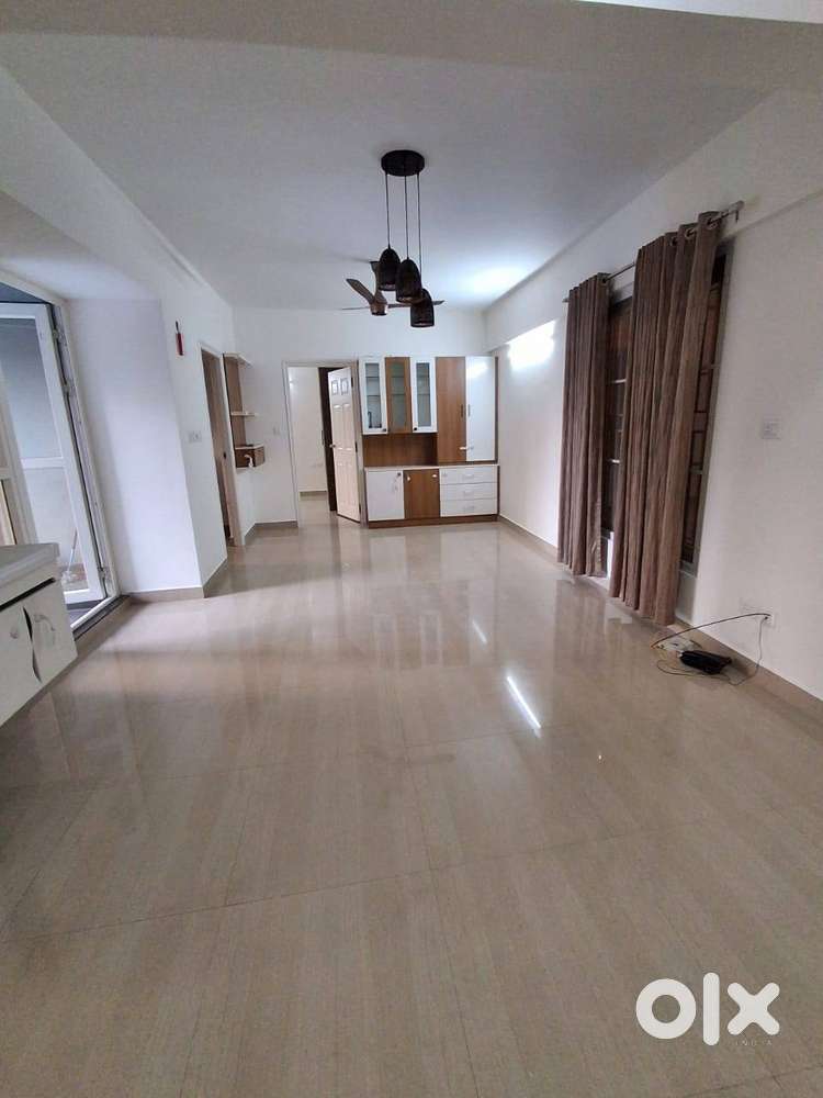 1000sqft 2BHK Fully furnished Flat in Edapally