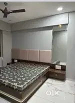 आपके फलेट में डेकोरेटिव फर्नीचर ऐंड ओल वकॅ समाधान