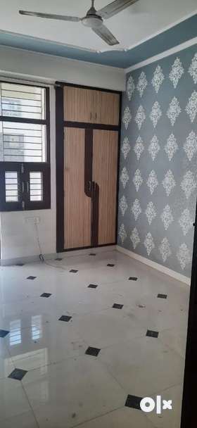 3 BHK Semi furnished independent flat, 2nd floor, prime location, Avadhpuri, Gandhi path West