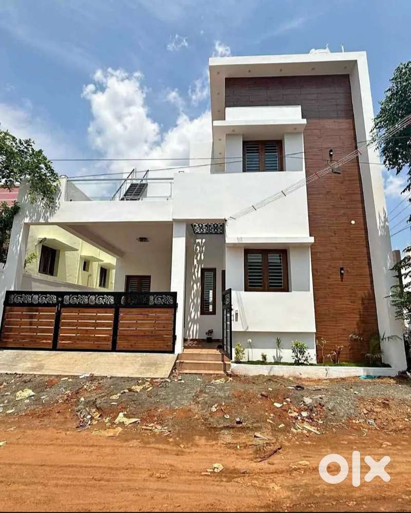 Spacious 2 BHK Duplex Model Independent Villa in Kundrathur