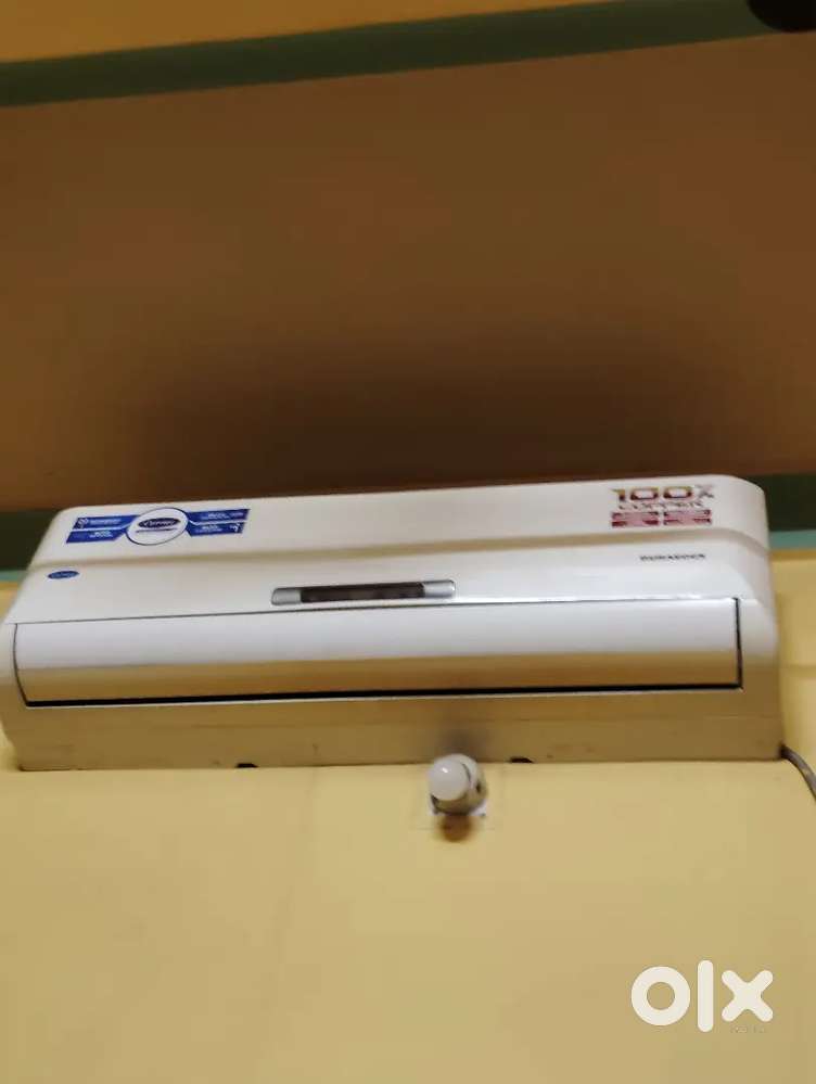 Carrier split type room AC
