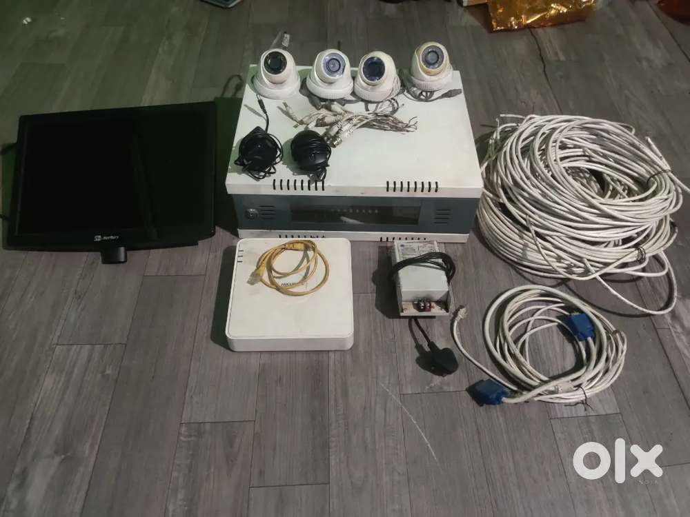 1MP Camera 1TB harddisk full setup with Monitor