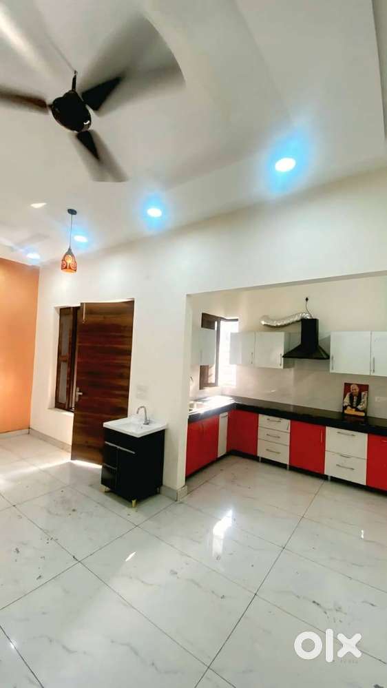 100 GAJ 3 BHK house for sale