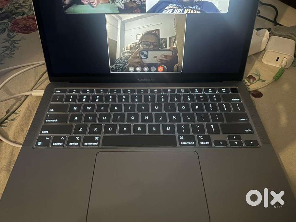 Macbook Air M3 within warranty