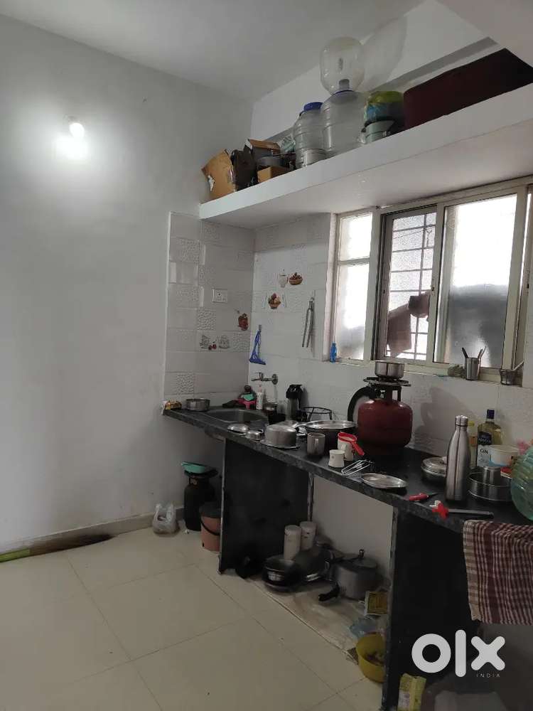 1RK for rent Male roommate required