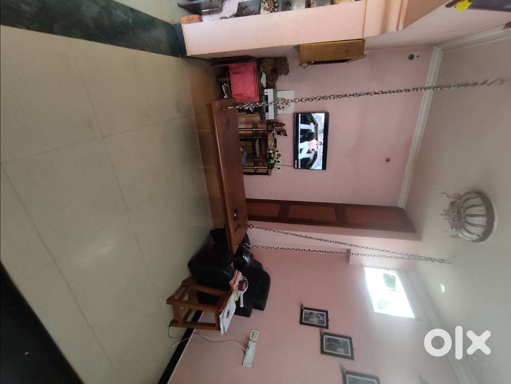 10 year old house for sale near JIPMER Tamilnadudu
