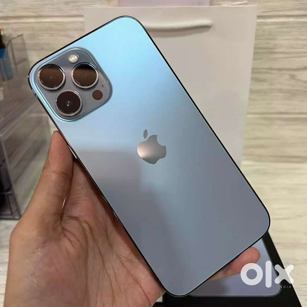 Selling my 6 months used iphone 13 pro Max need urgent money