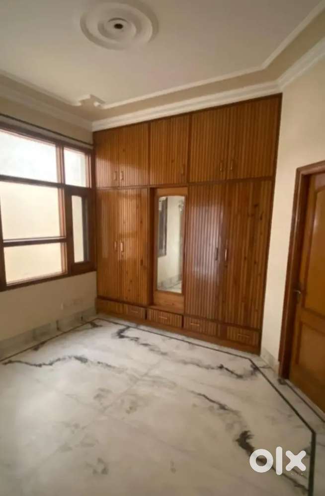 2 Bedroom Hall Kitchen 2 bathroom set.