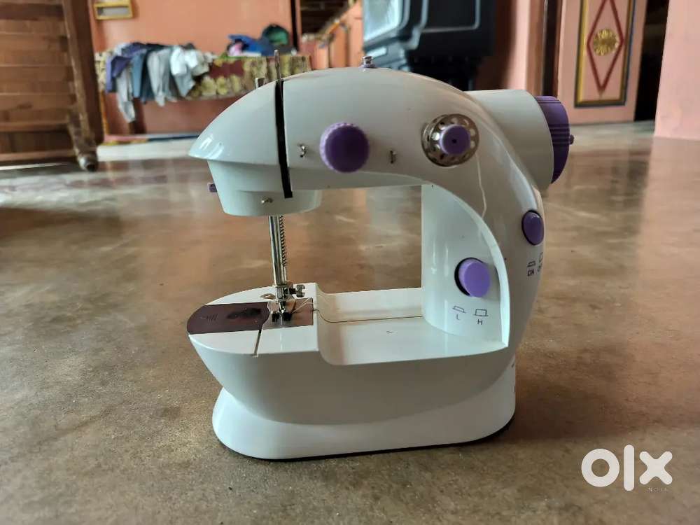MINI ELECTRIC SEWING MACHINE